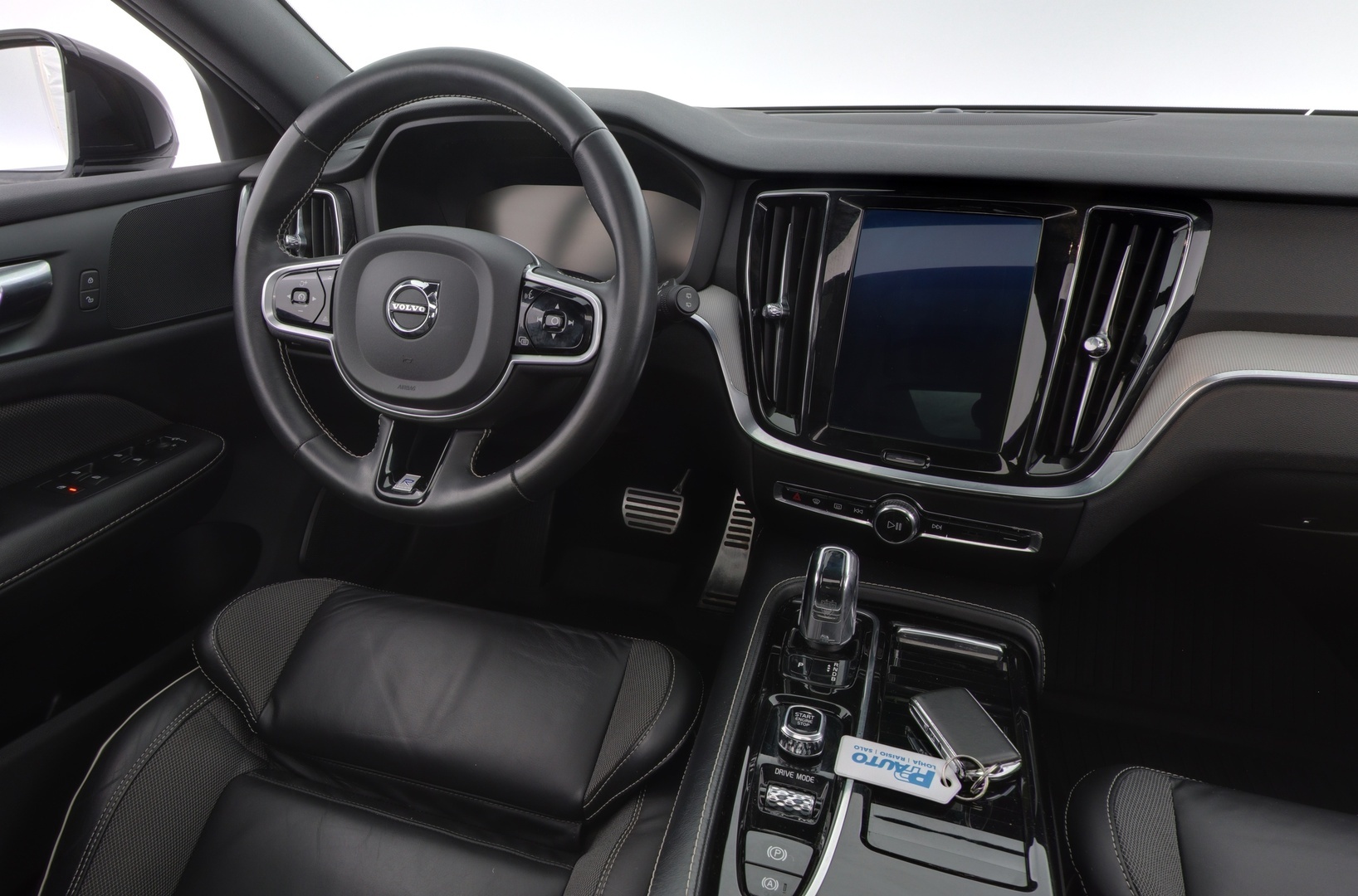 VOLVO V60 2019