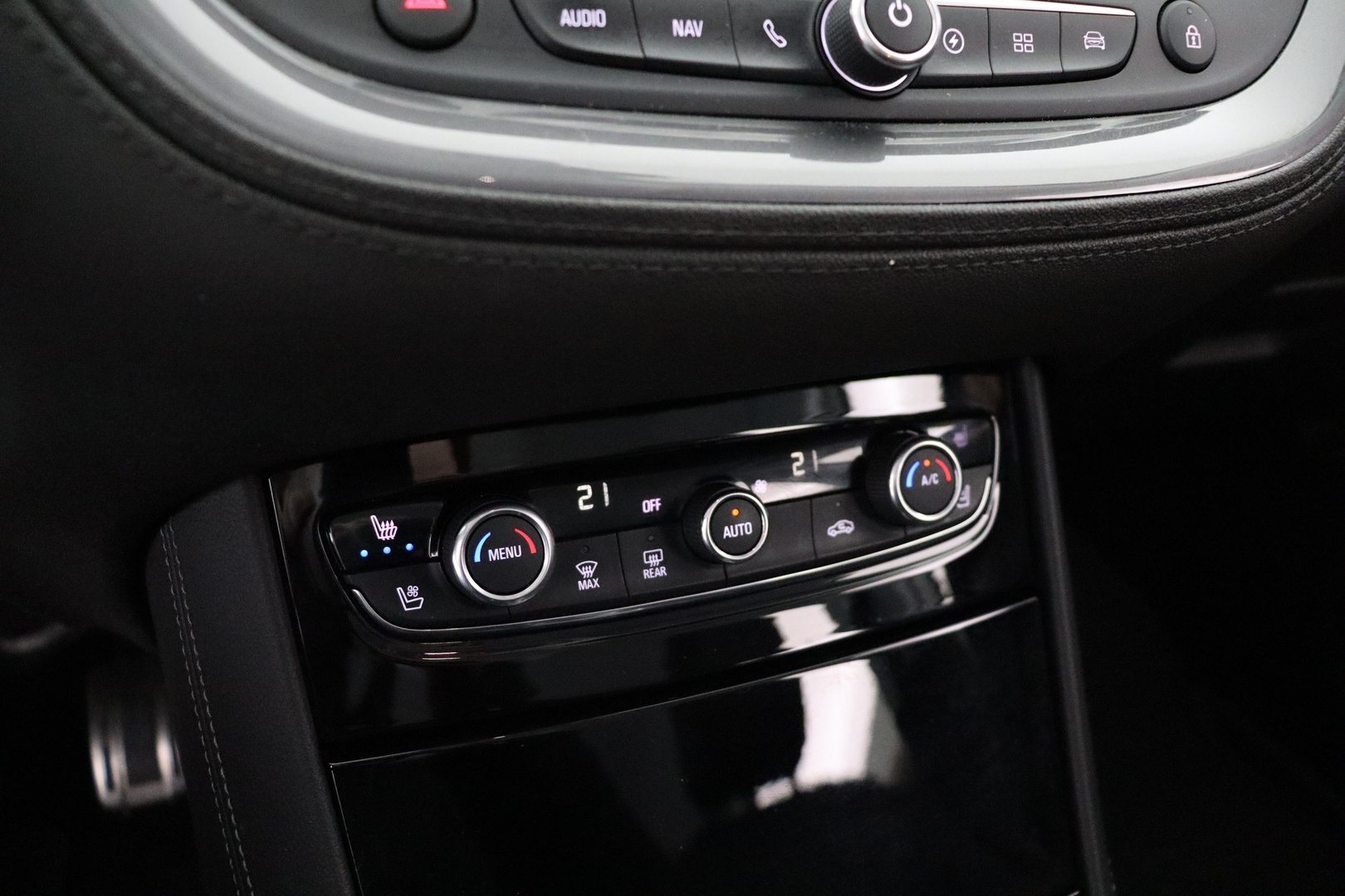 OPEL Grandland X 2020