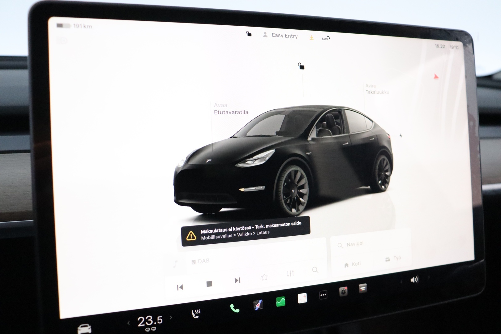 TESLA Model Y 2023
