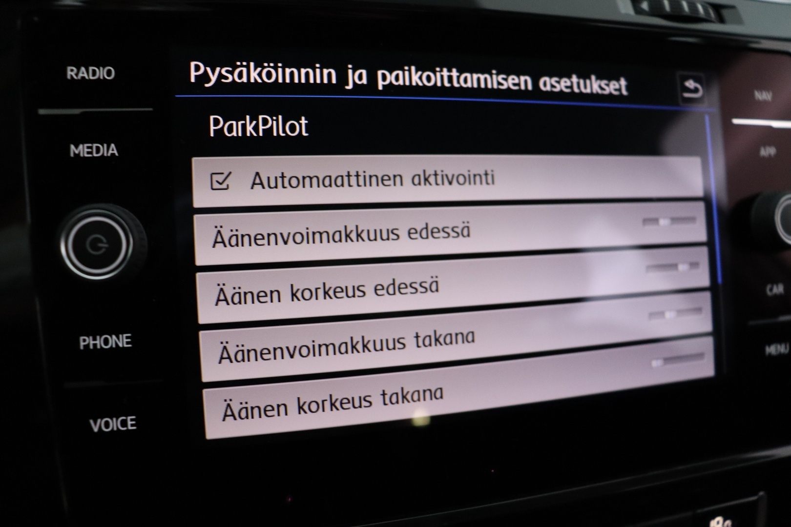 VOLKSWAGEN Golf 2020