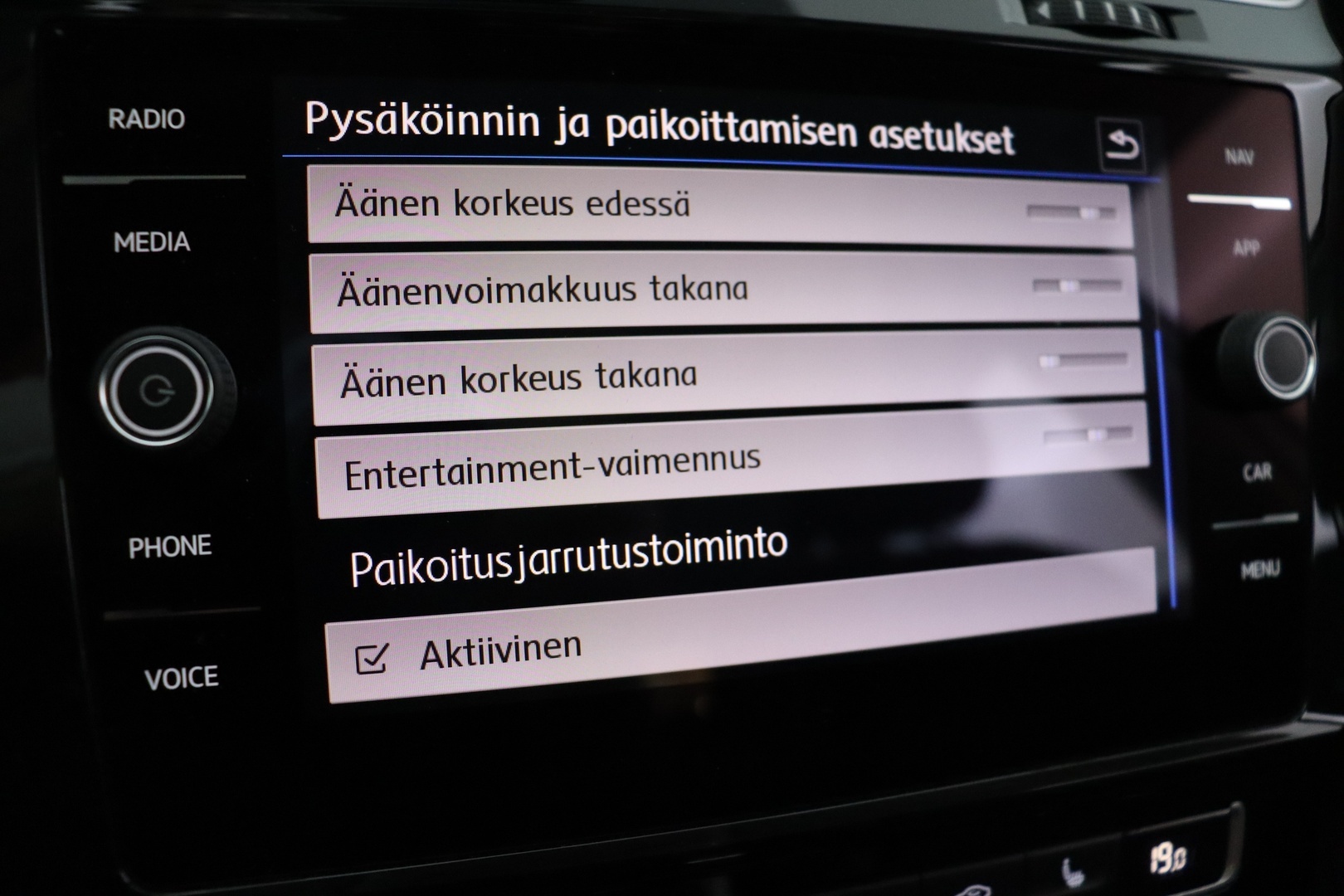 VOLKSWAGEN Golf 2020