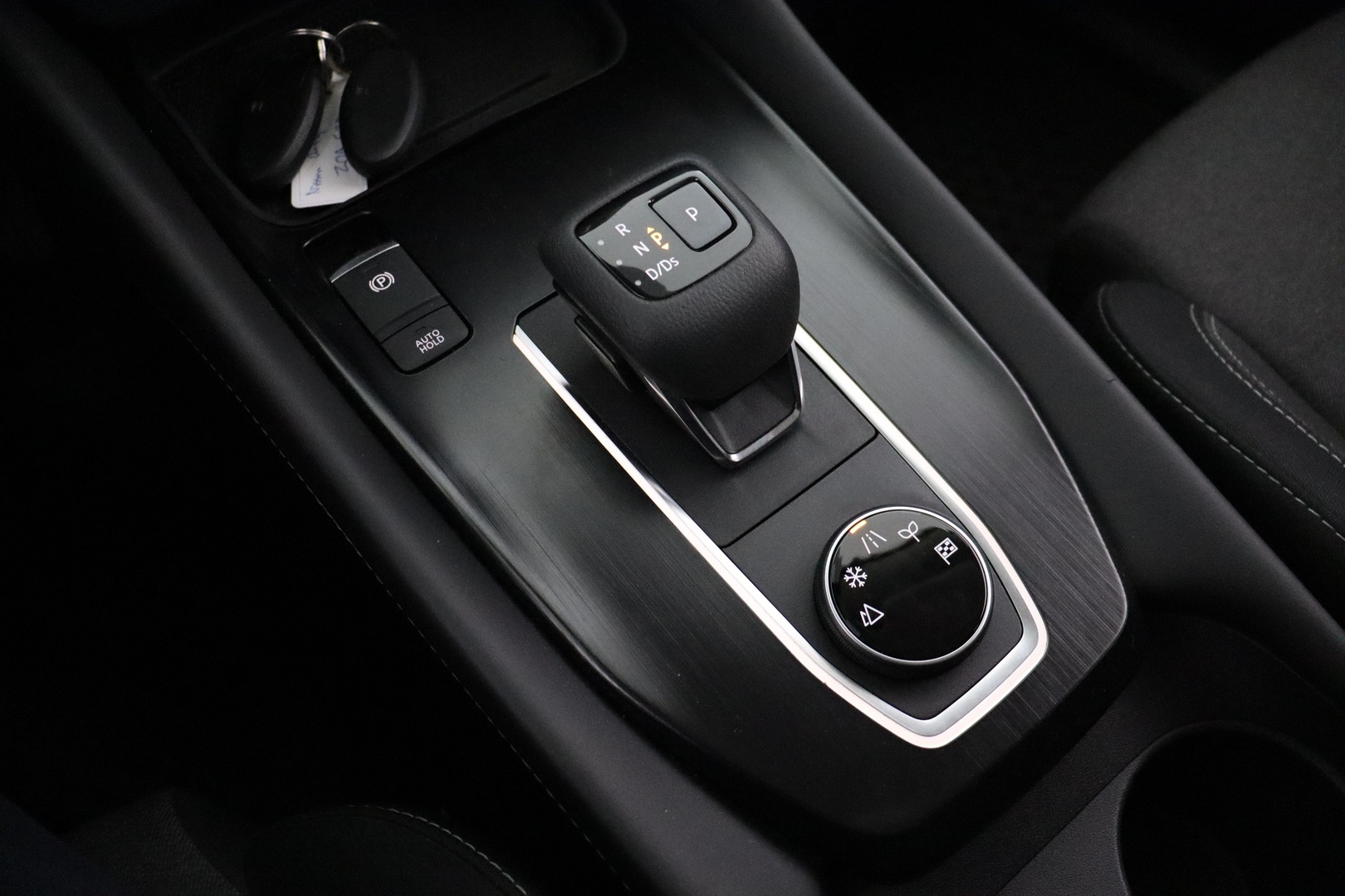 NISSAN Qashqai 2022