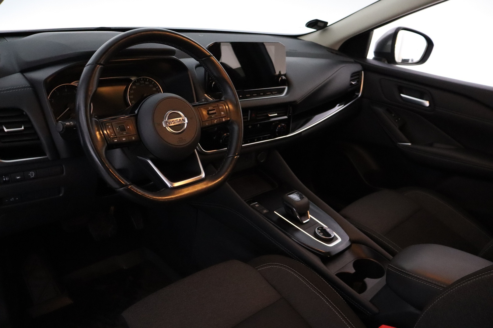 NISSAN Qashqai 2022