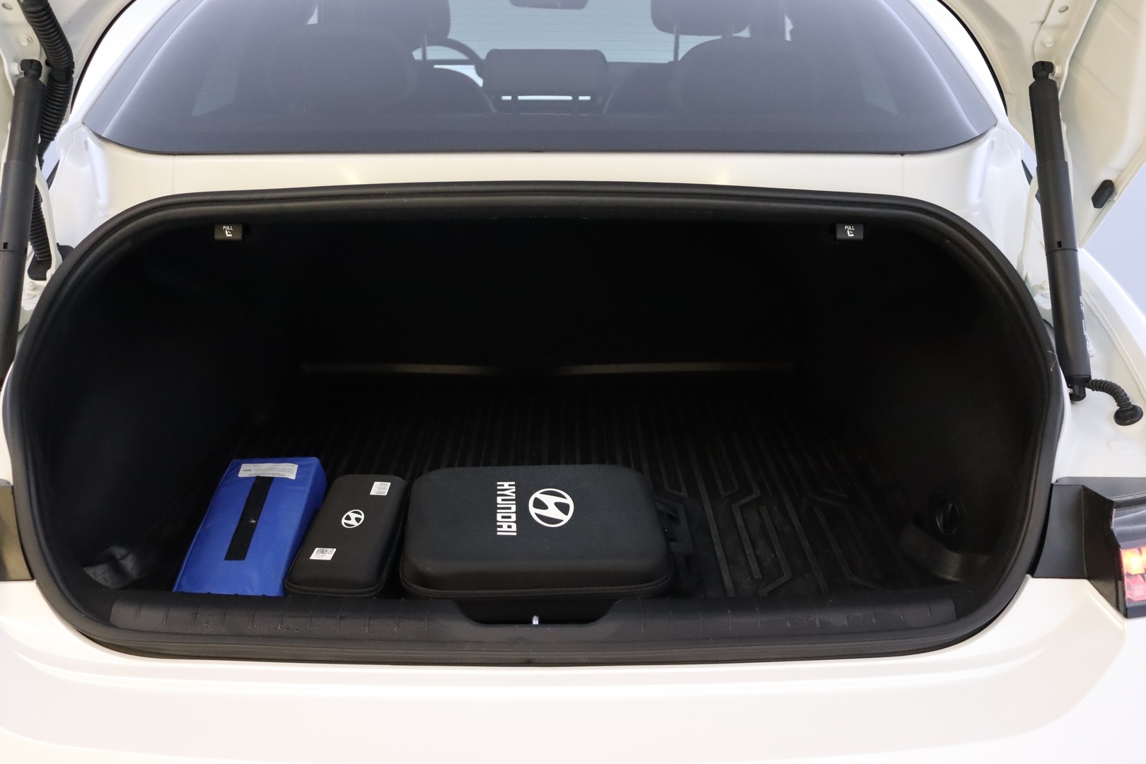 HYUNDAI IONIQ 6 2023