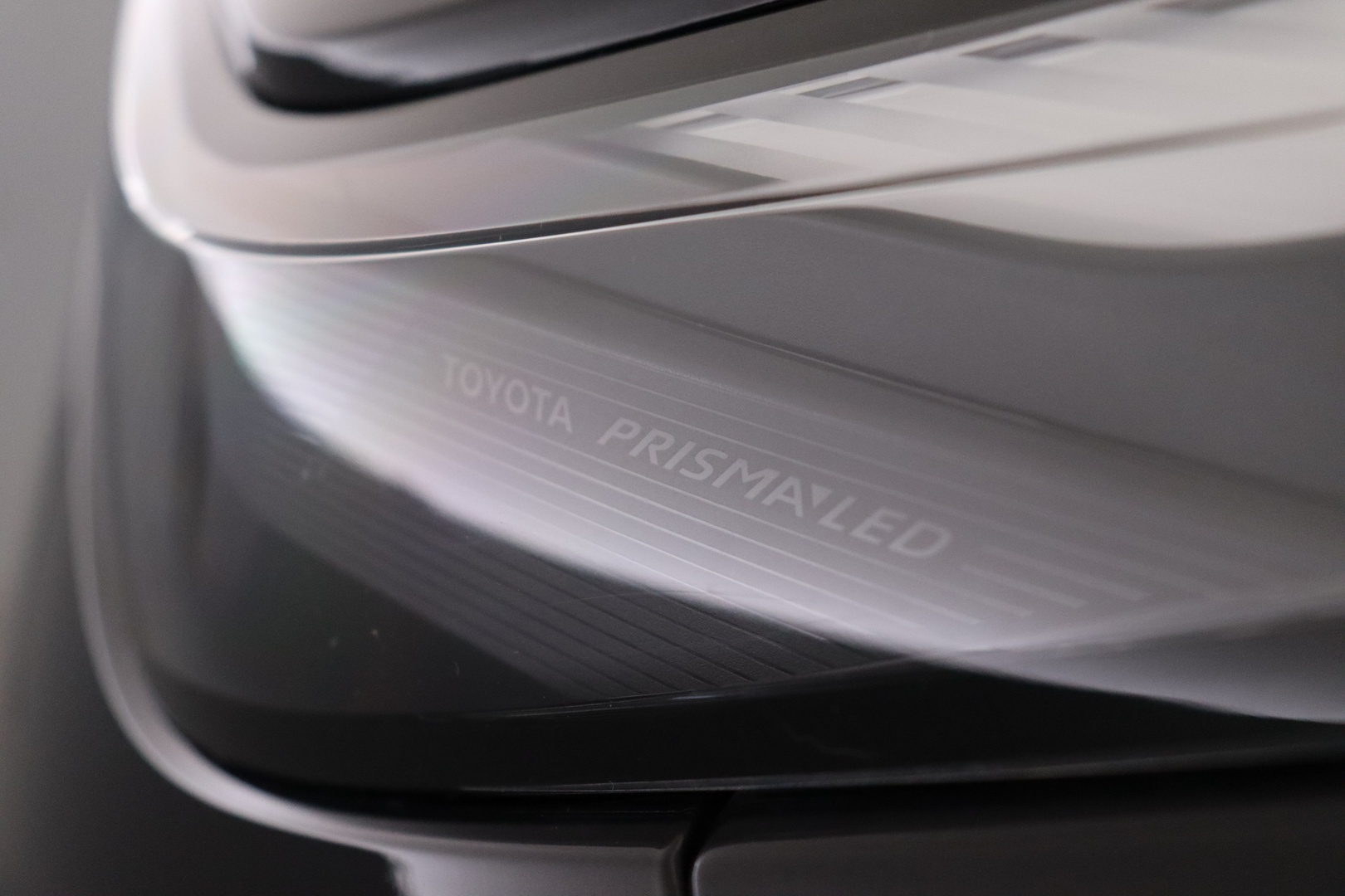 TOYOTA C-HR 2024
