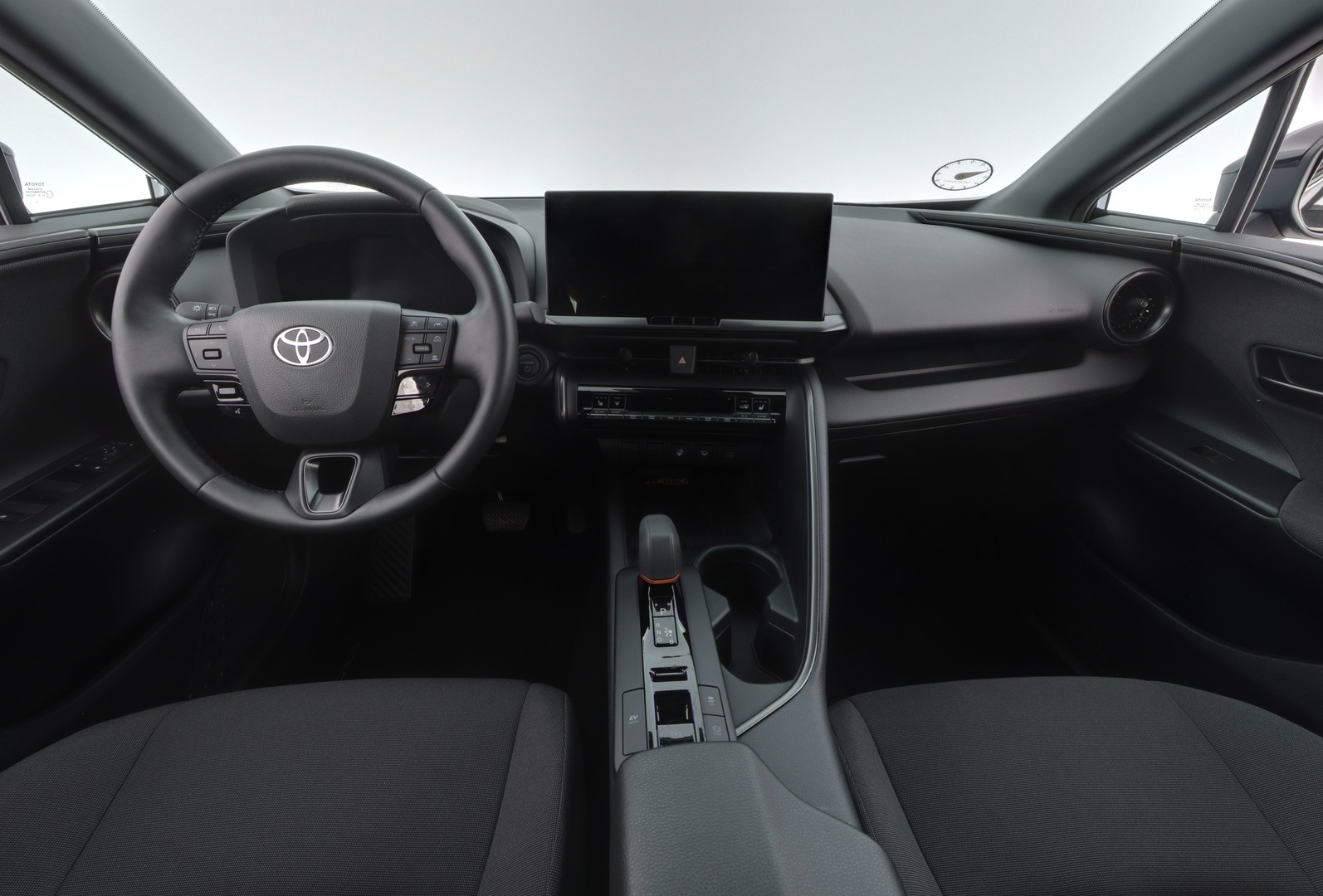 TOYOTA C-HR 2024