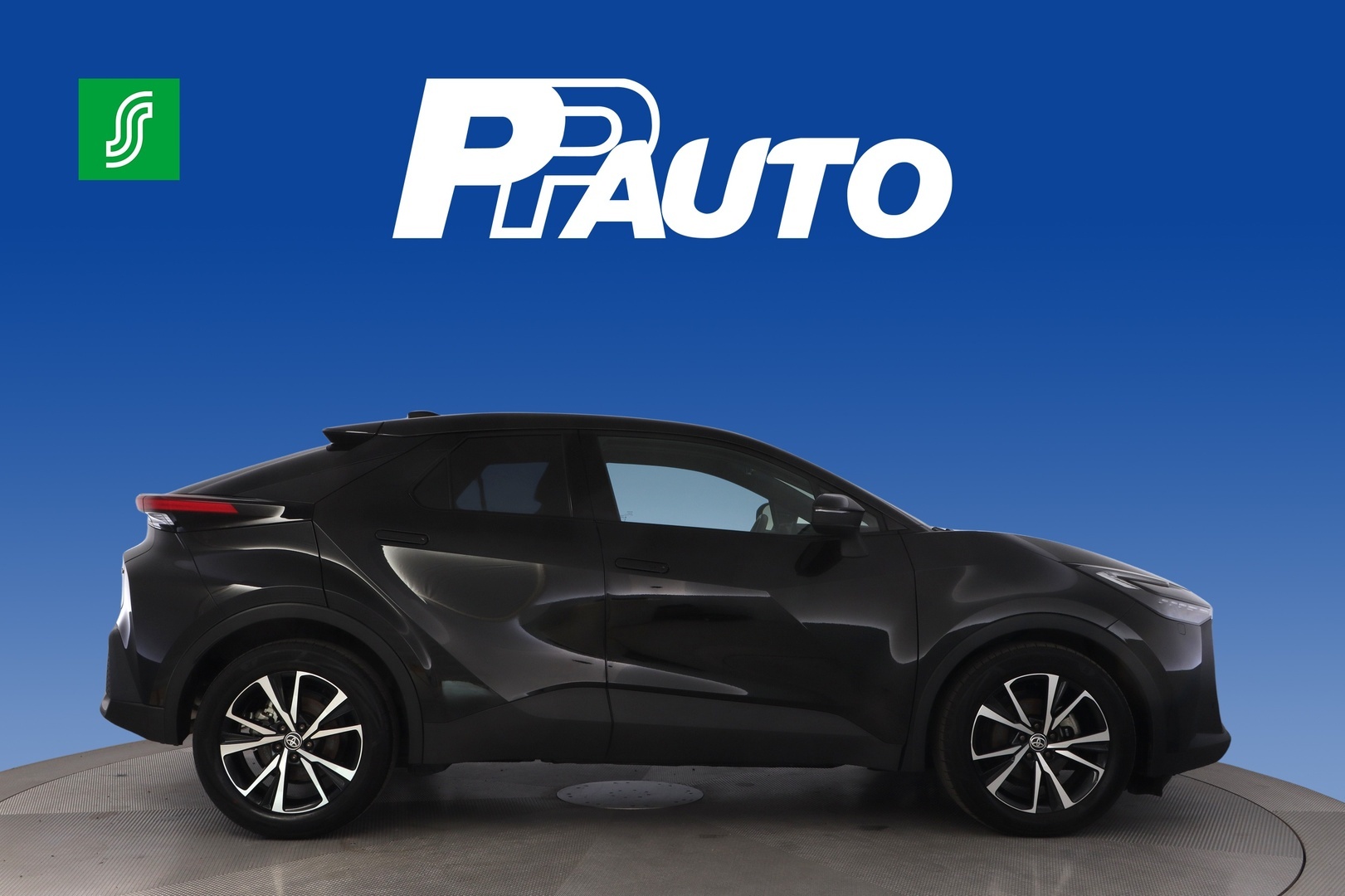 TOYOTA C-HR 2024