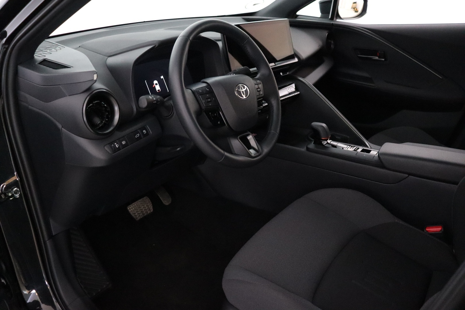 TOYOTA C-HR 2024