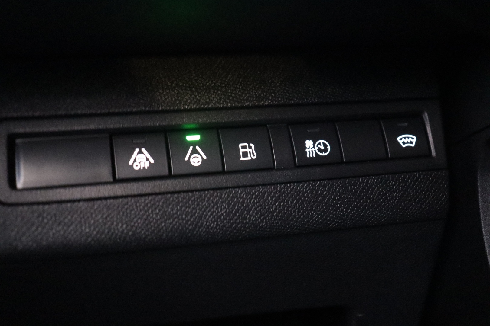 PEUGEOT 3008 2023