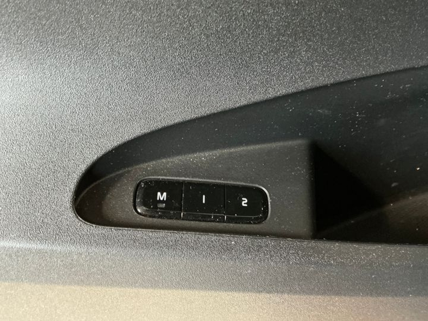 POLESTAR 2 2025