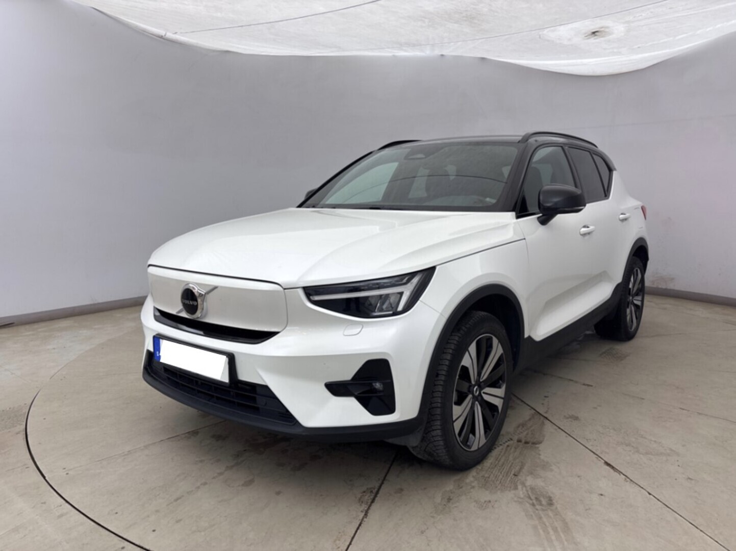 VOLVO XC40 2023