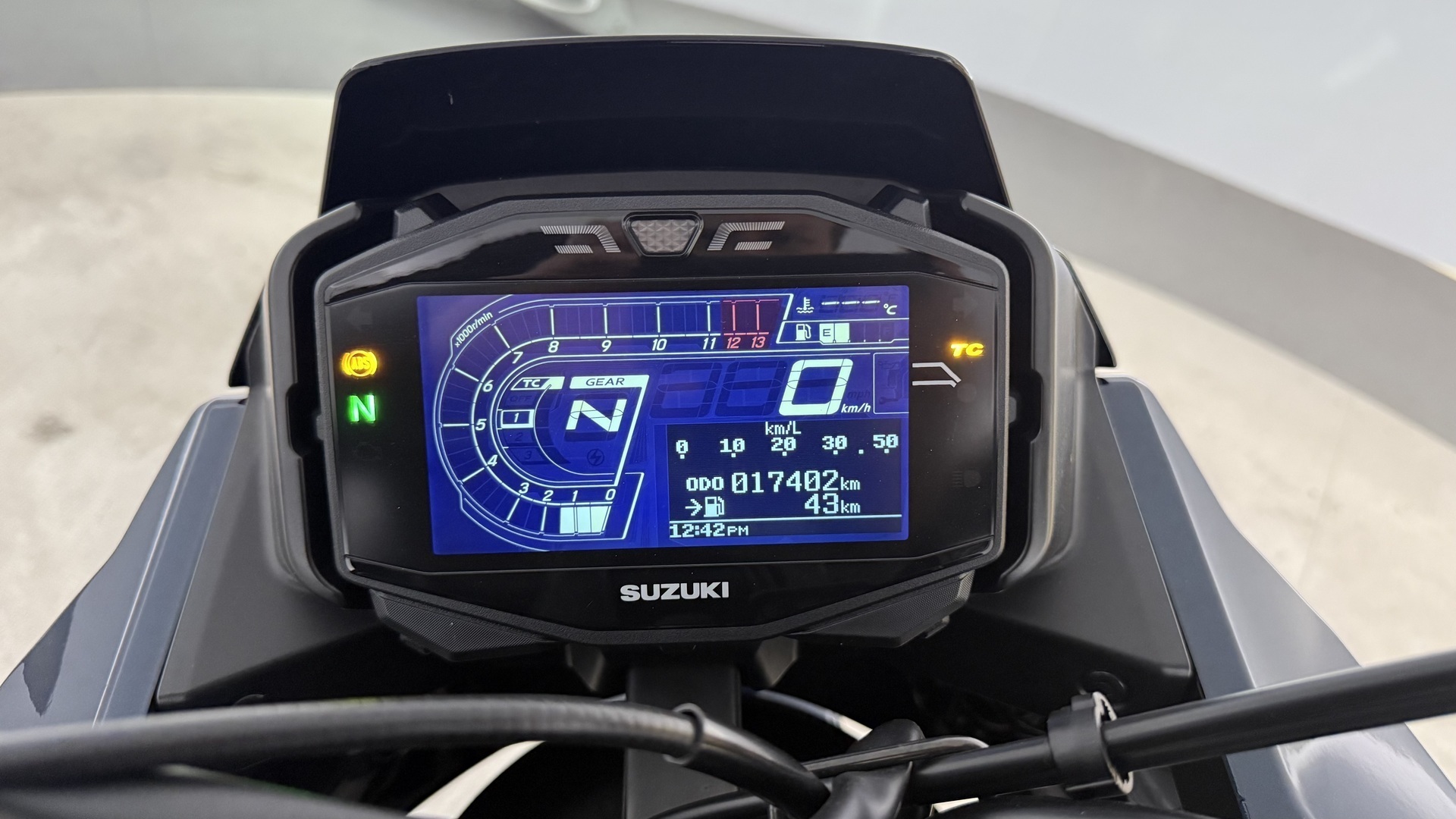 SUZUKI GSX-S 2020