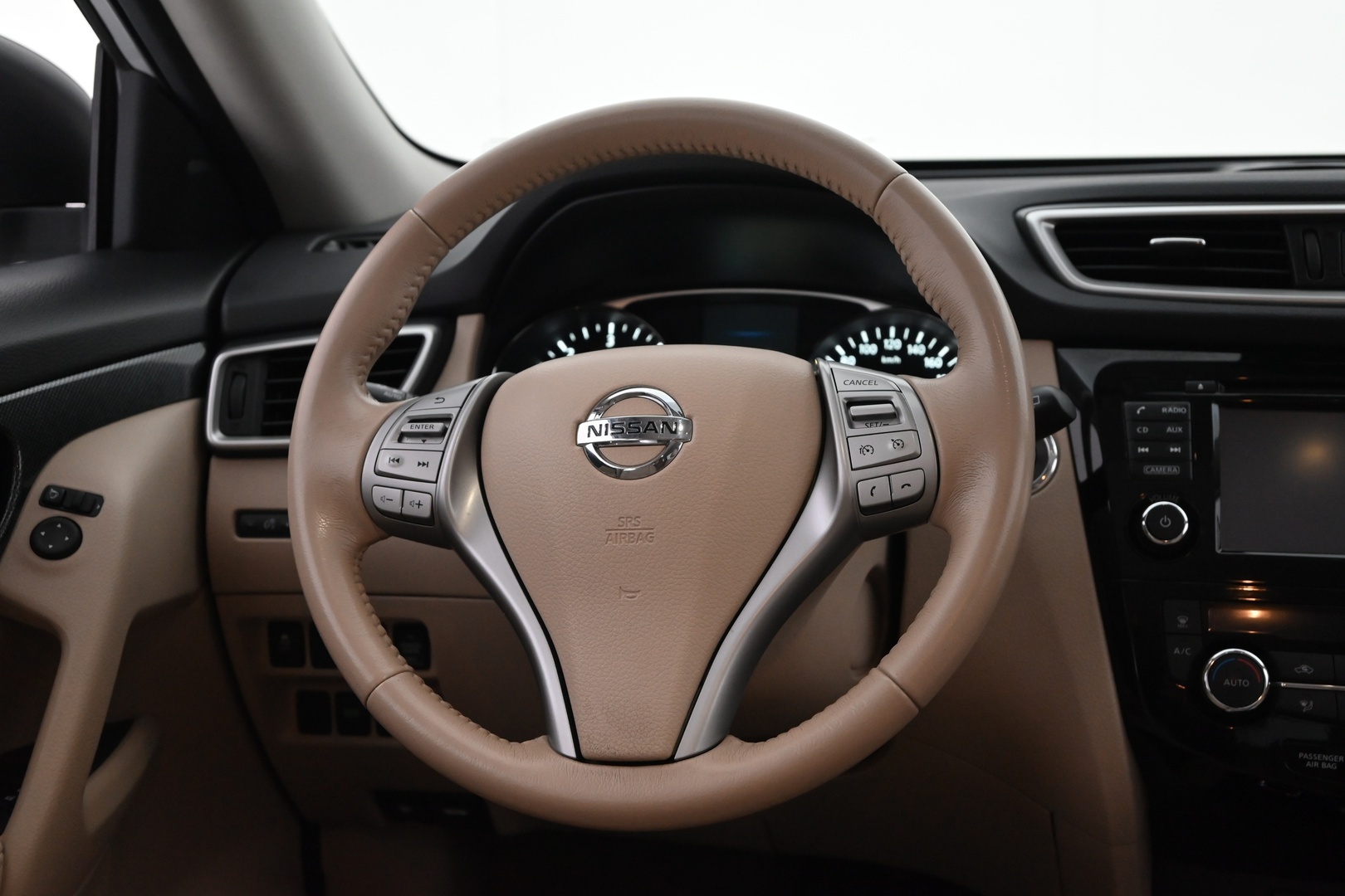NISSAN X-Trail 2015