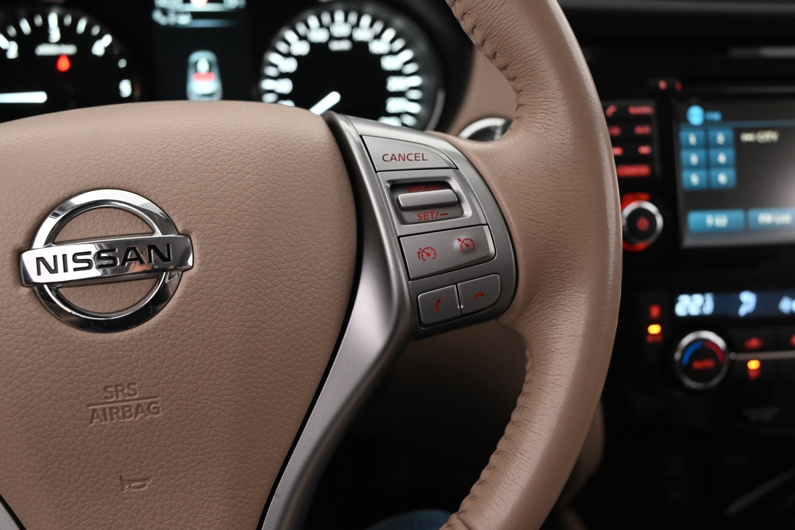 NISSAN X-Trail 2015