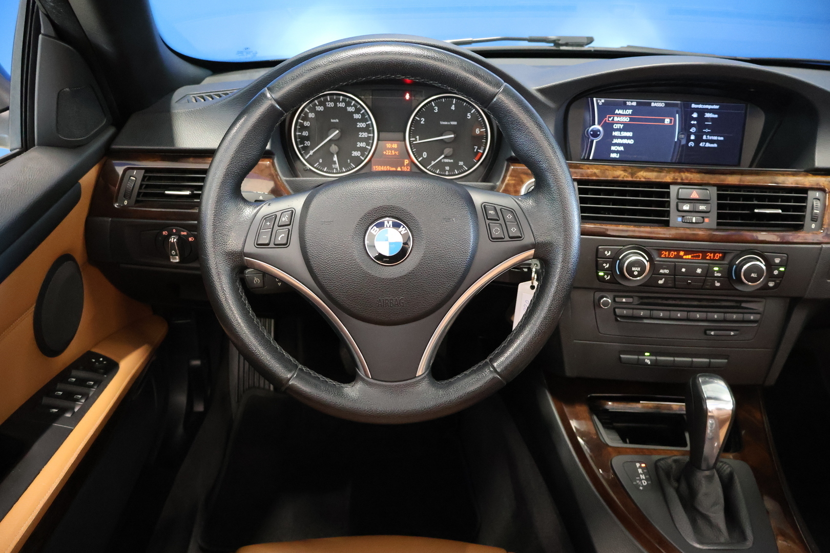BMW 320 2010