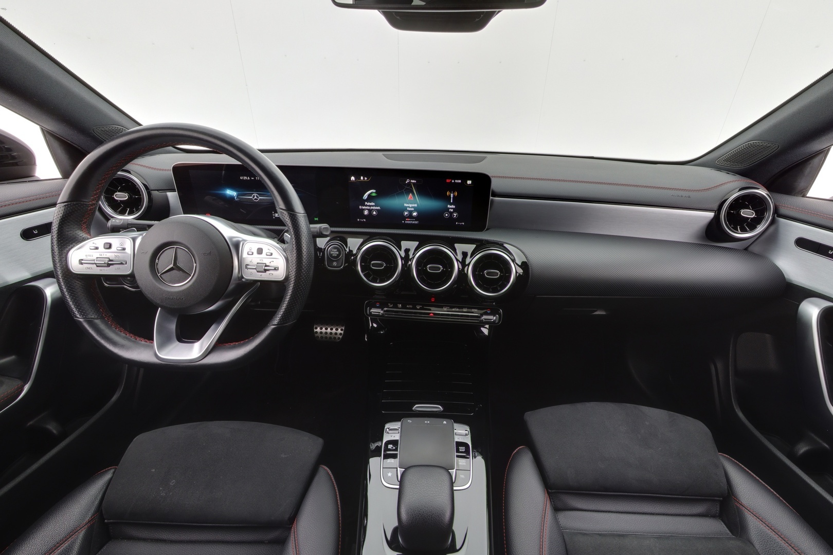 MERCEDES-BENZ CLA 2019