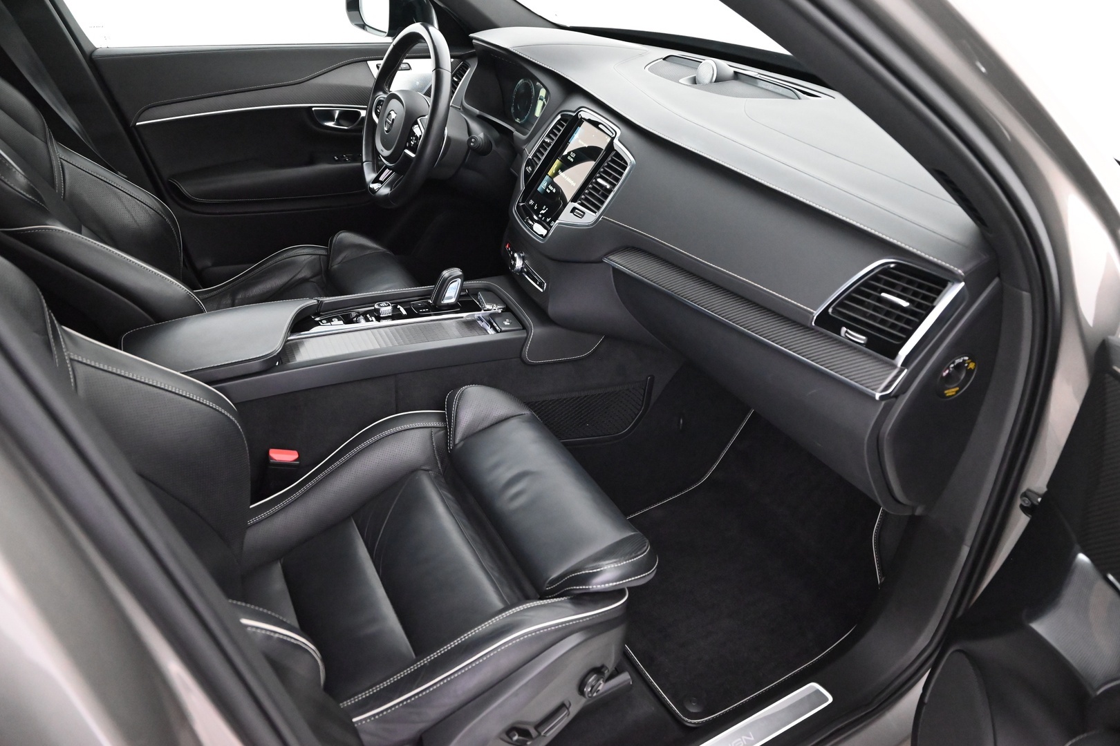 VOLVO XC90 2019