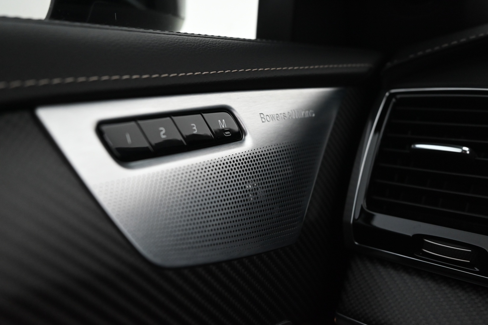 VOLVO XC90 2019