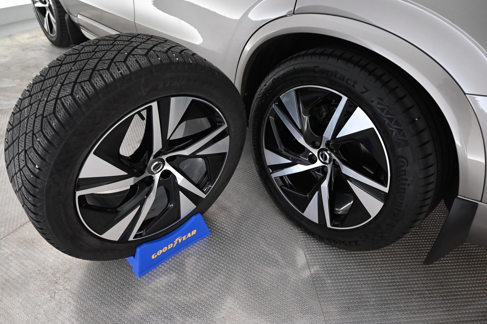 VOLVO XC90 2019