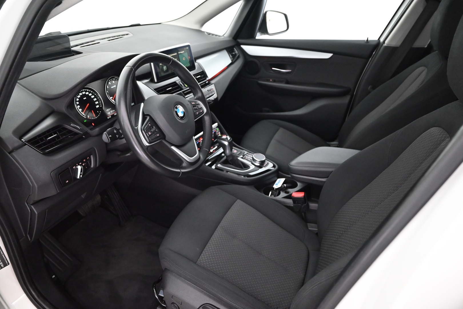 BMW 225 2019