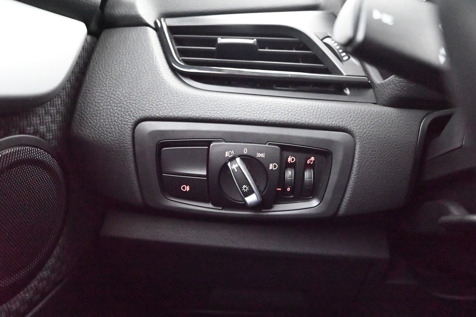 BMW 225 2019