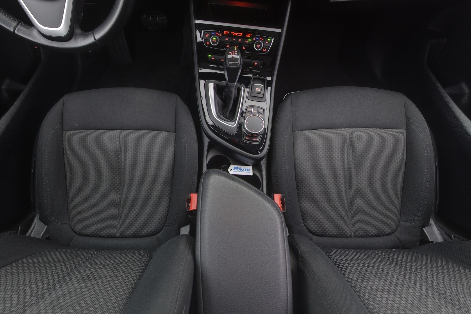 BMW 225 2019
