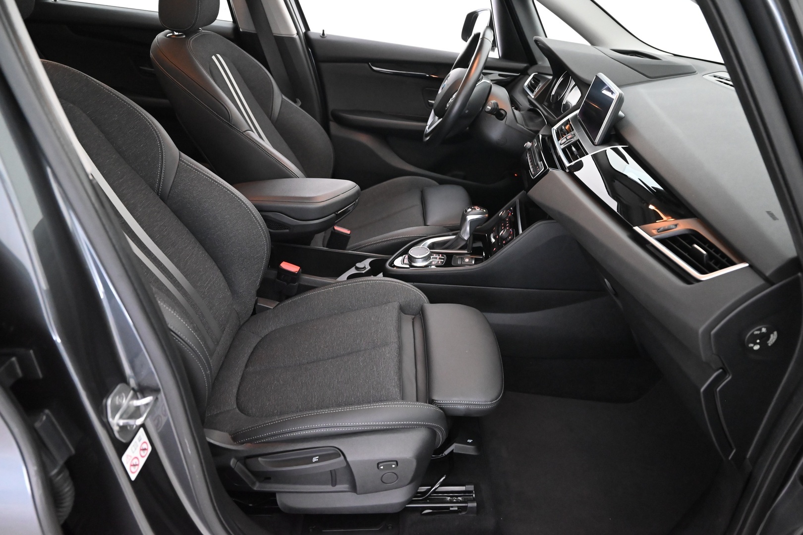BMW 225 2019