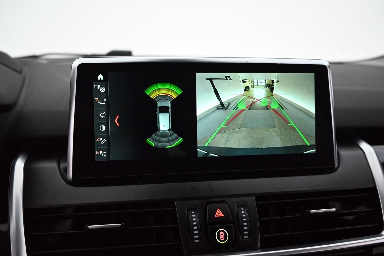 BMW 225 2019
