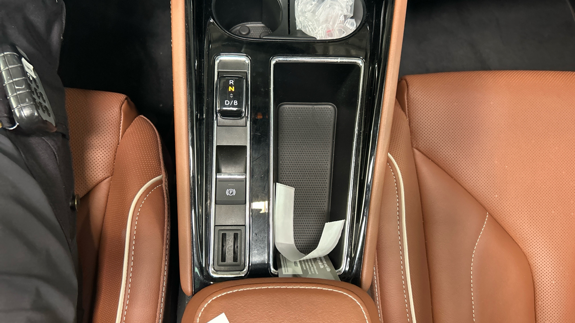 SKODA Enyaq 2023