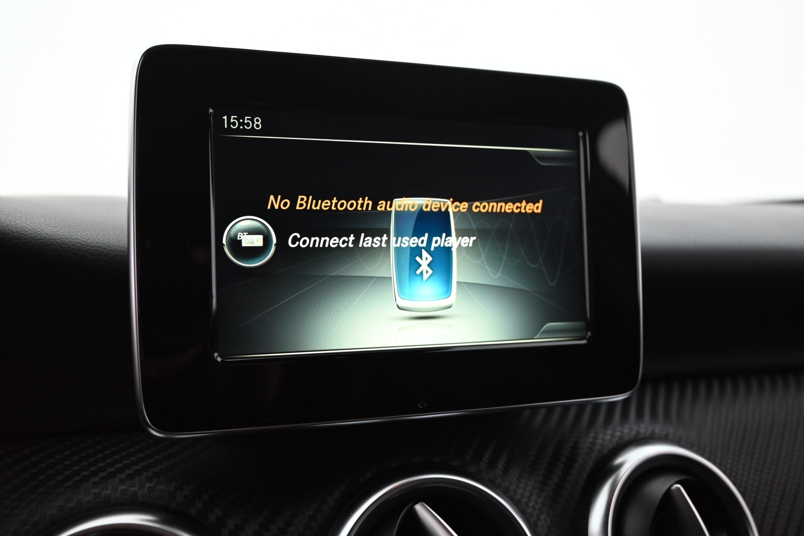 MERCEDES-BENZ A 2016