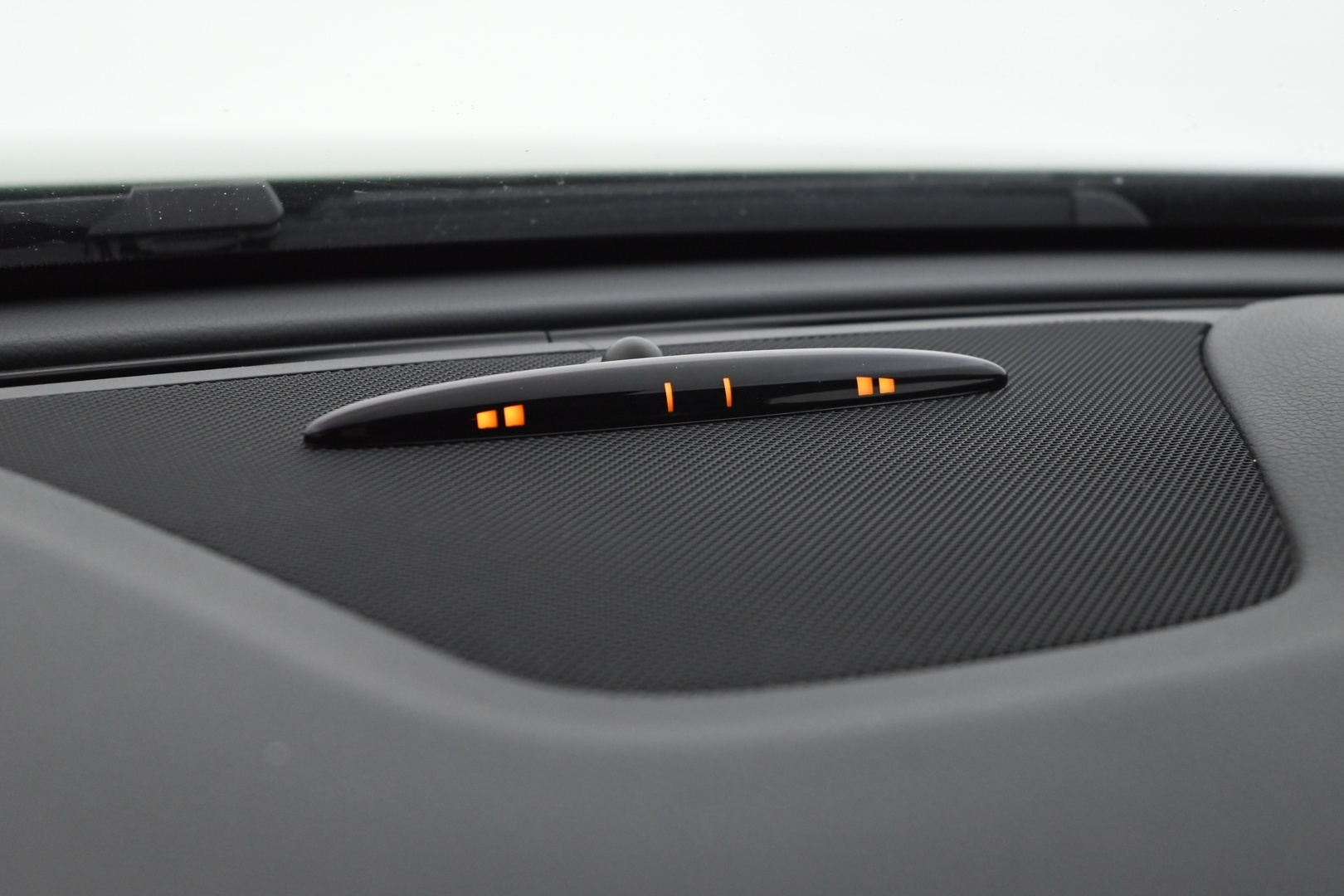 MERCEDES-BENZ A 2016