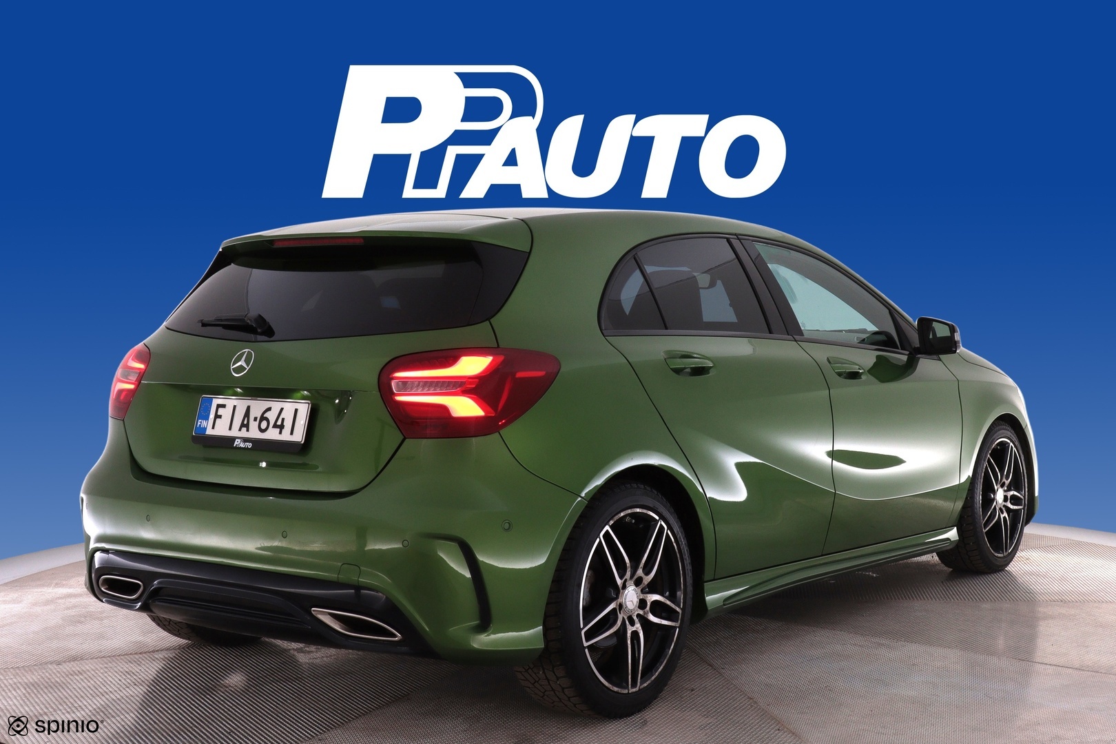 MERCEDES-BENZ A 2016