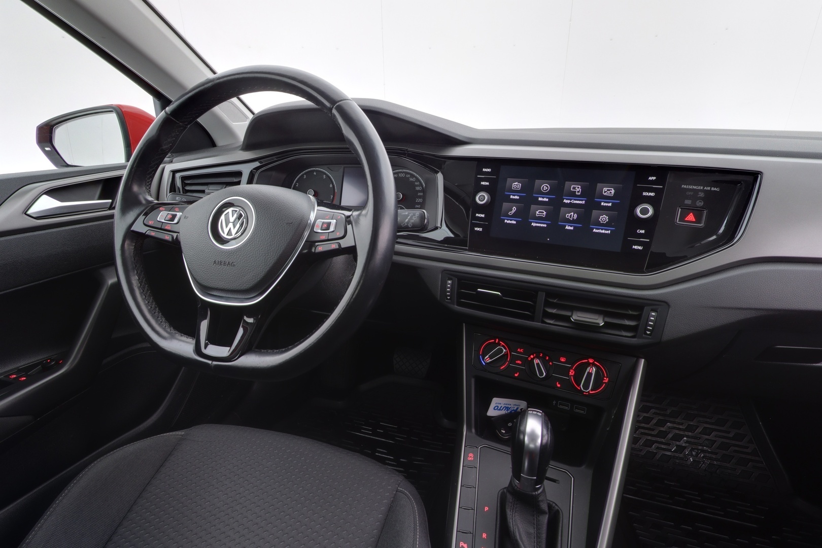 VOLKSWAGEN Polo 2019