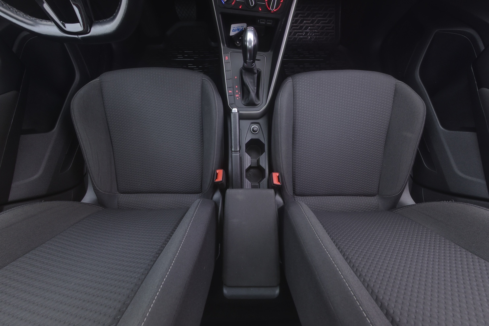 VOLKSWAGEN Polo 2019
