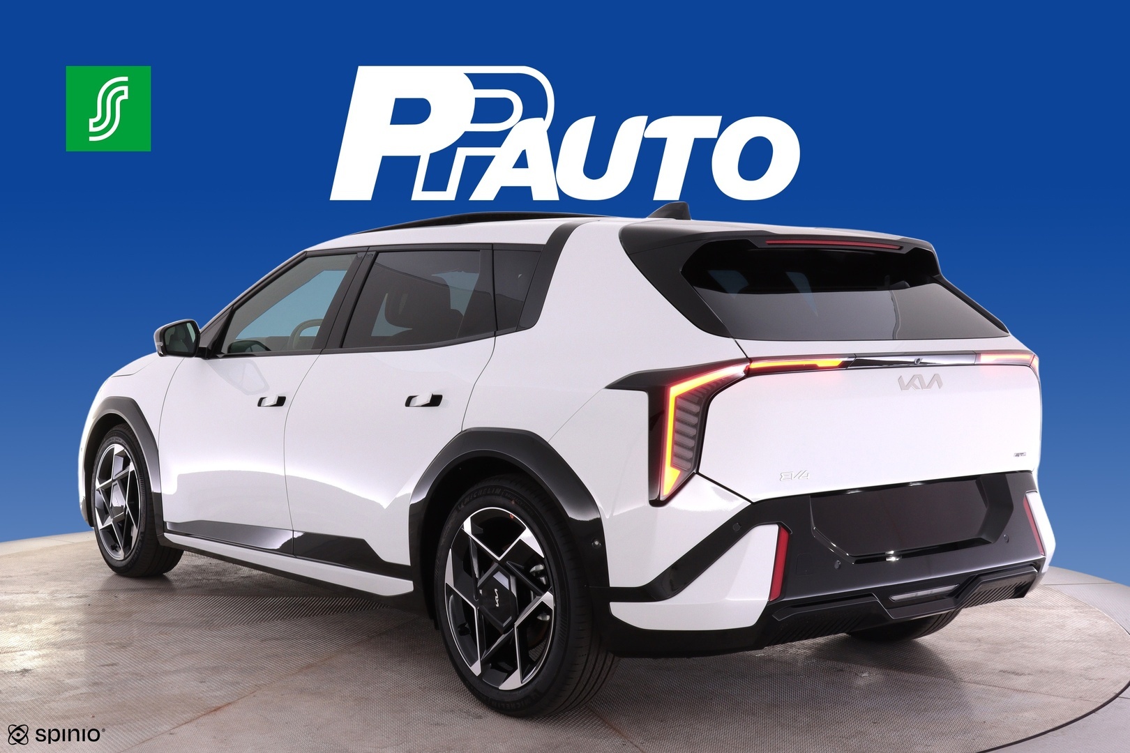 KIA EV4 2026