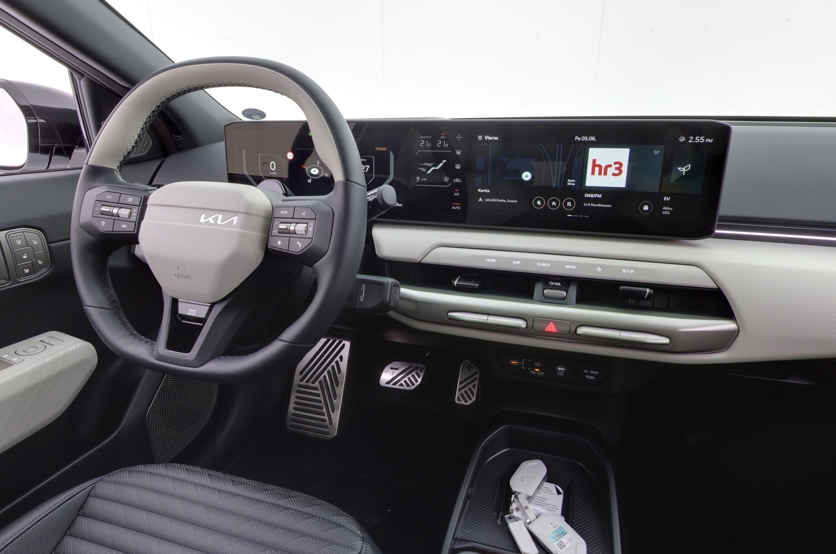 KIA EV4 2026