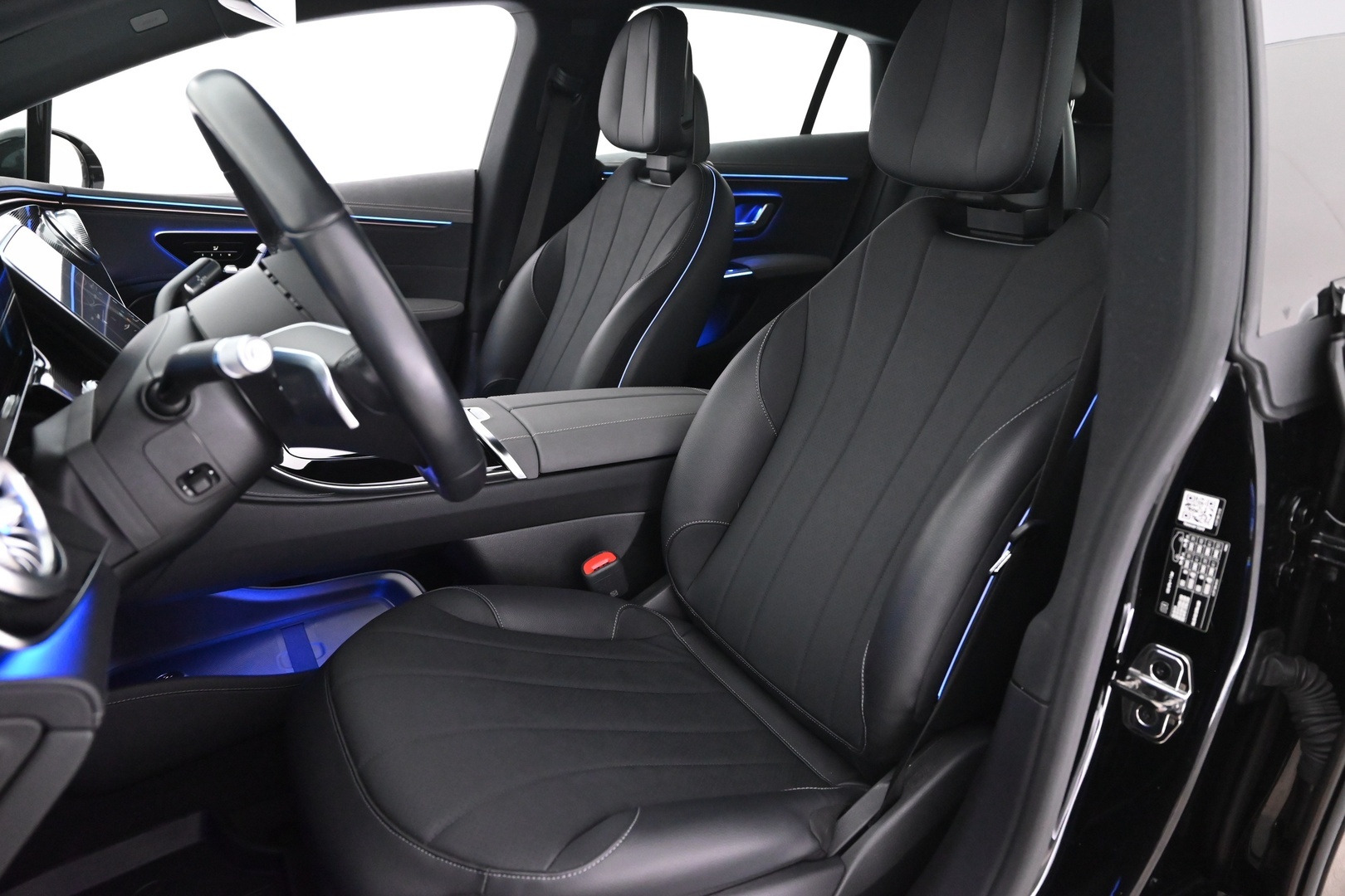 MERCEDES-BENZ EQS 2022