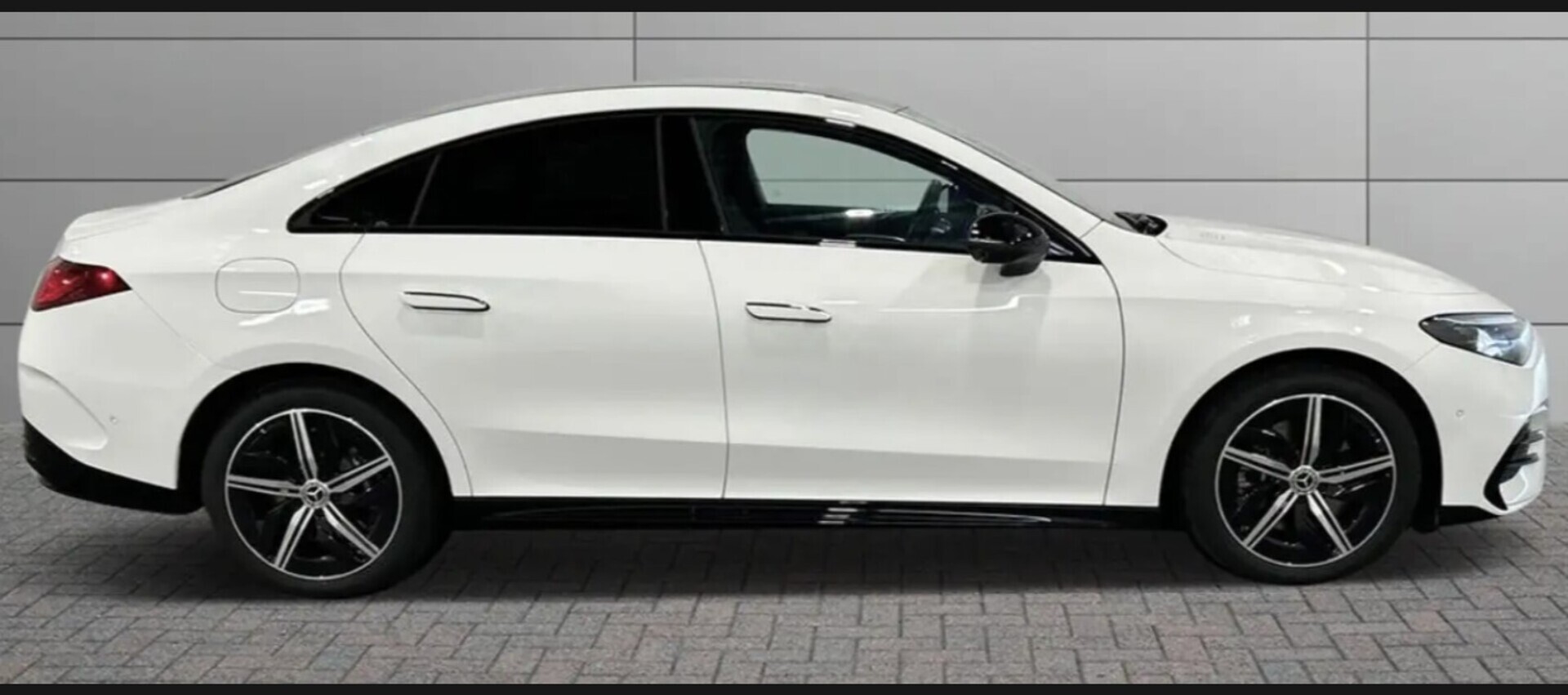 MERCEDES-BENZ CLA 2025