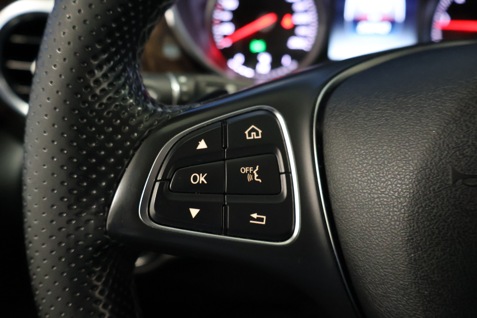 MERCEDES-BENZ V 2017