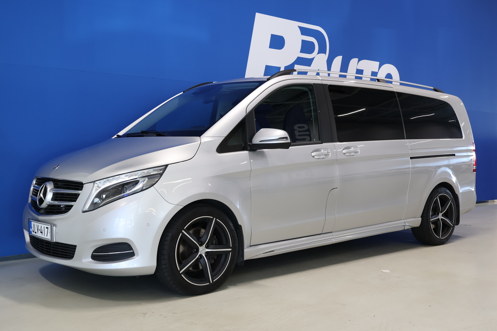 MERCEDES-BENZ V 2017