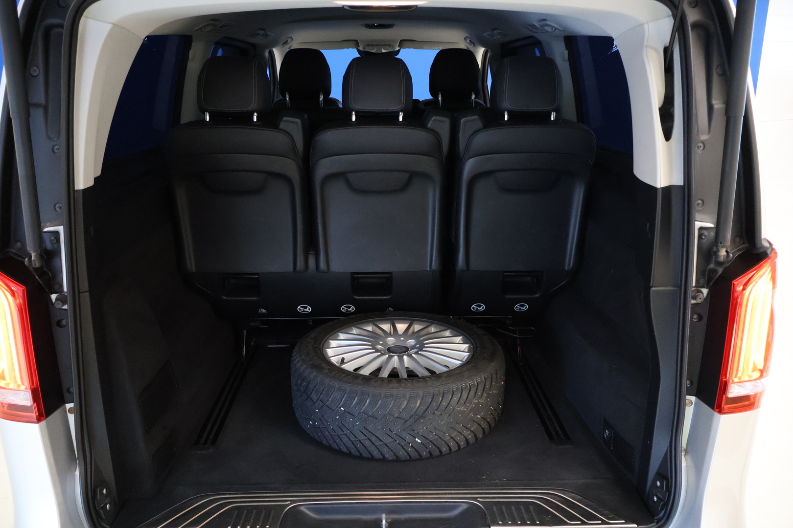 MERCEDES-BENZ V 2017