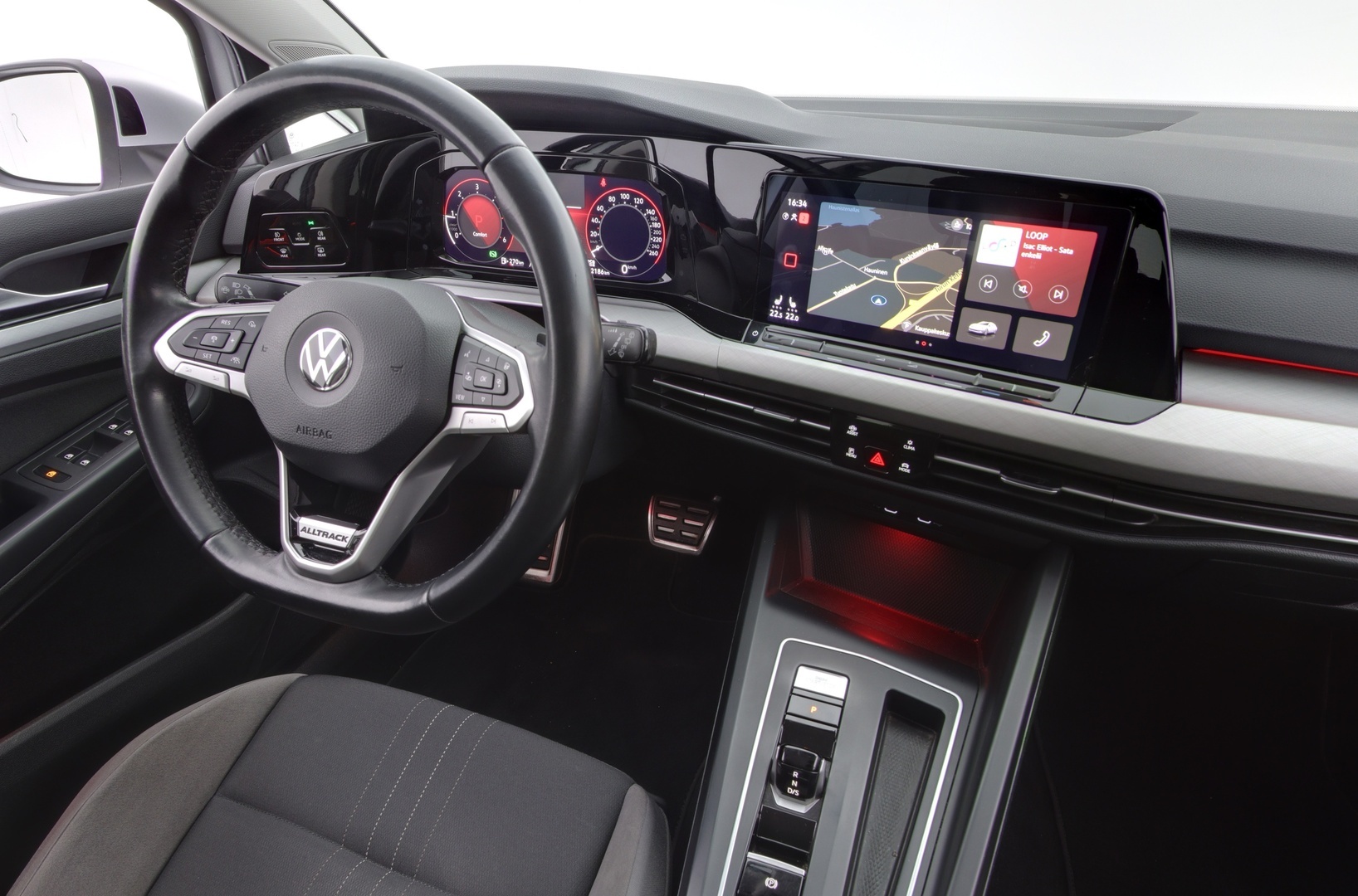 VOLKSWAGEN Golf 2021