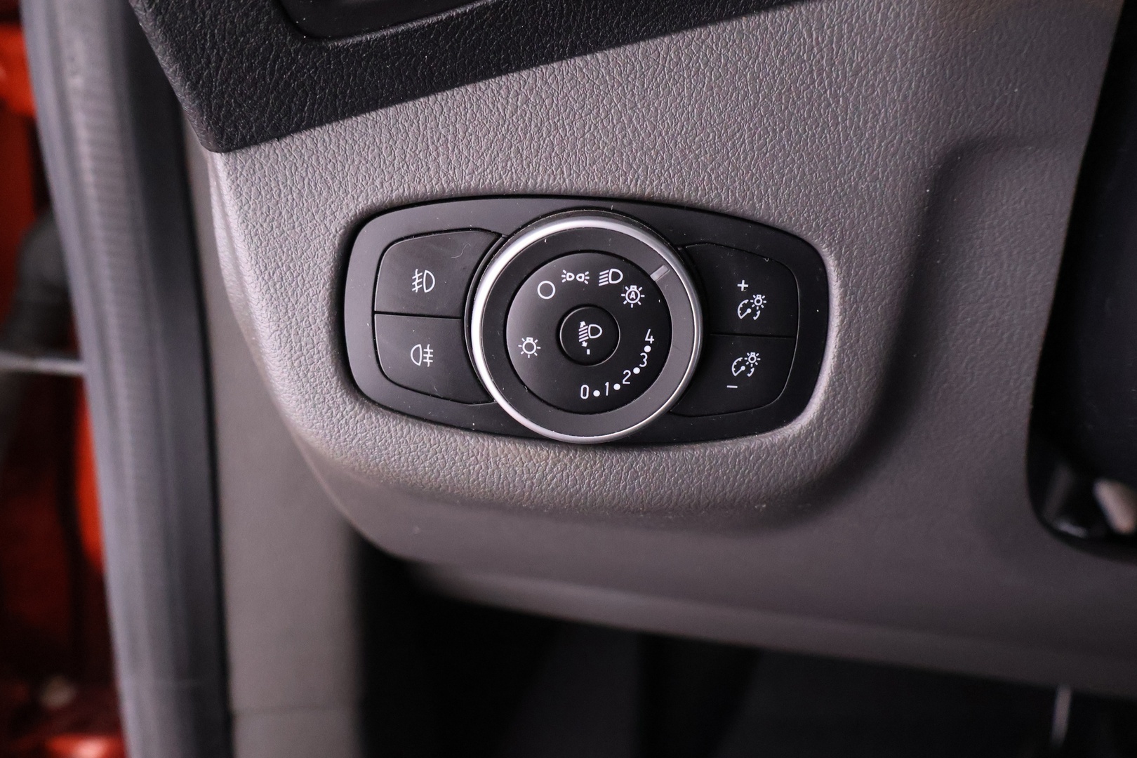 FORD TRANSIT CONNECT 2021