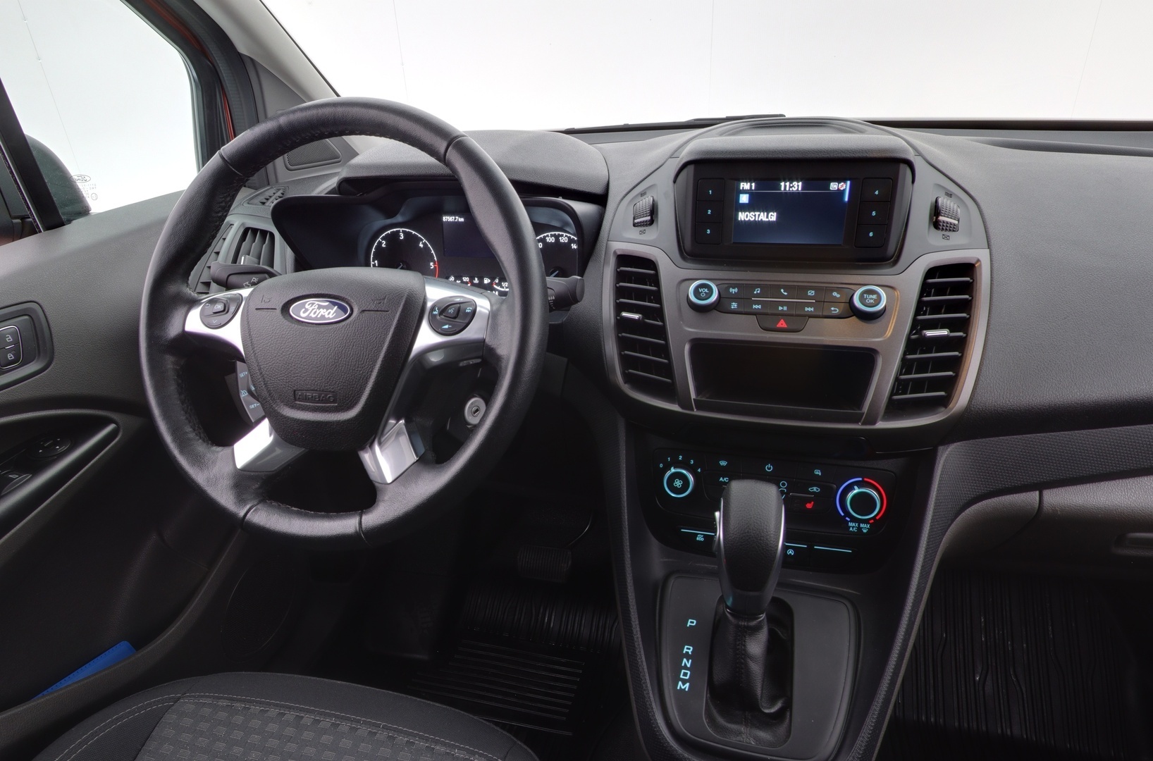 FORD TRANSIT CONNECT 2021