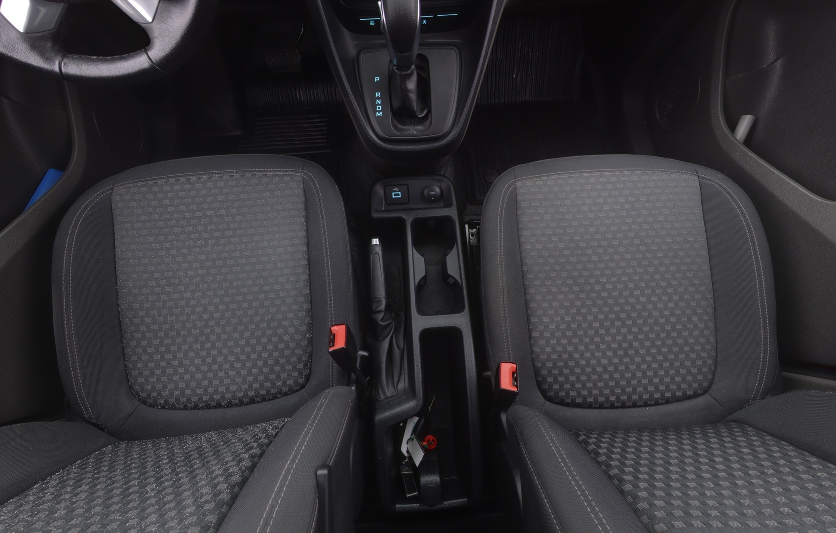 FORD TRANSIT CONNECT 2021