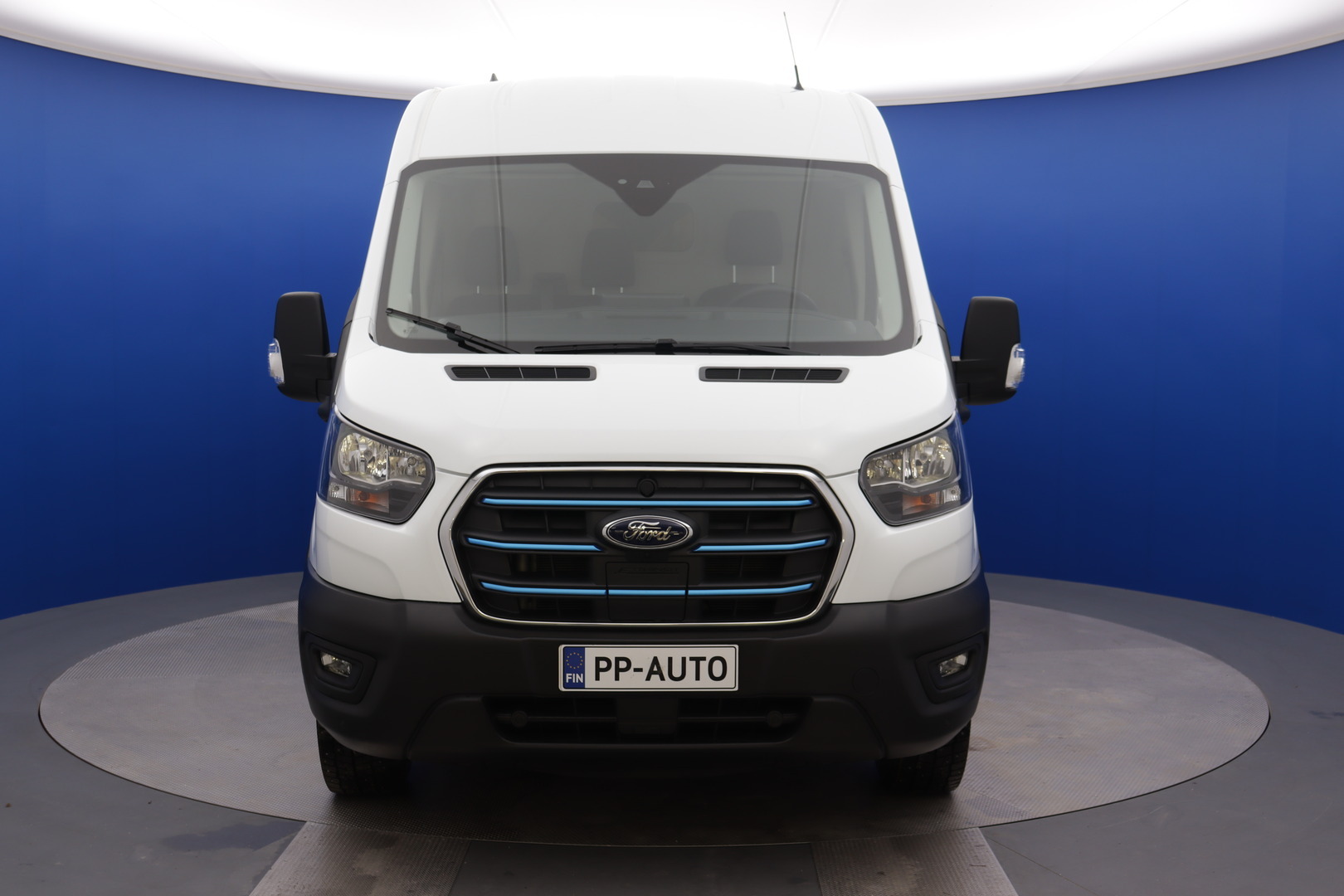 FORD TRANSIT 2022