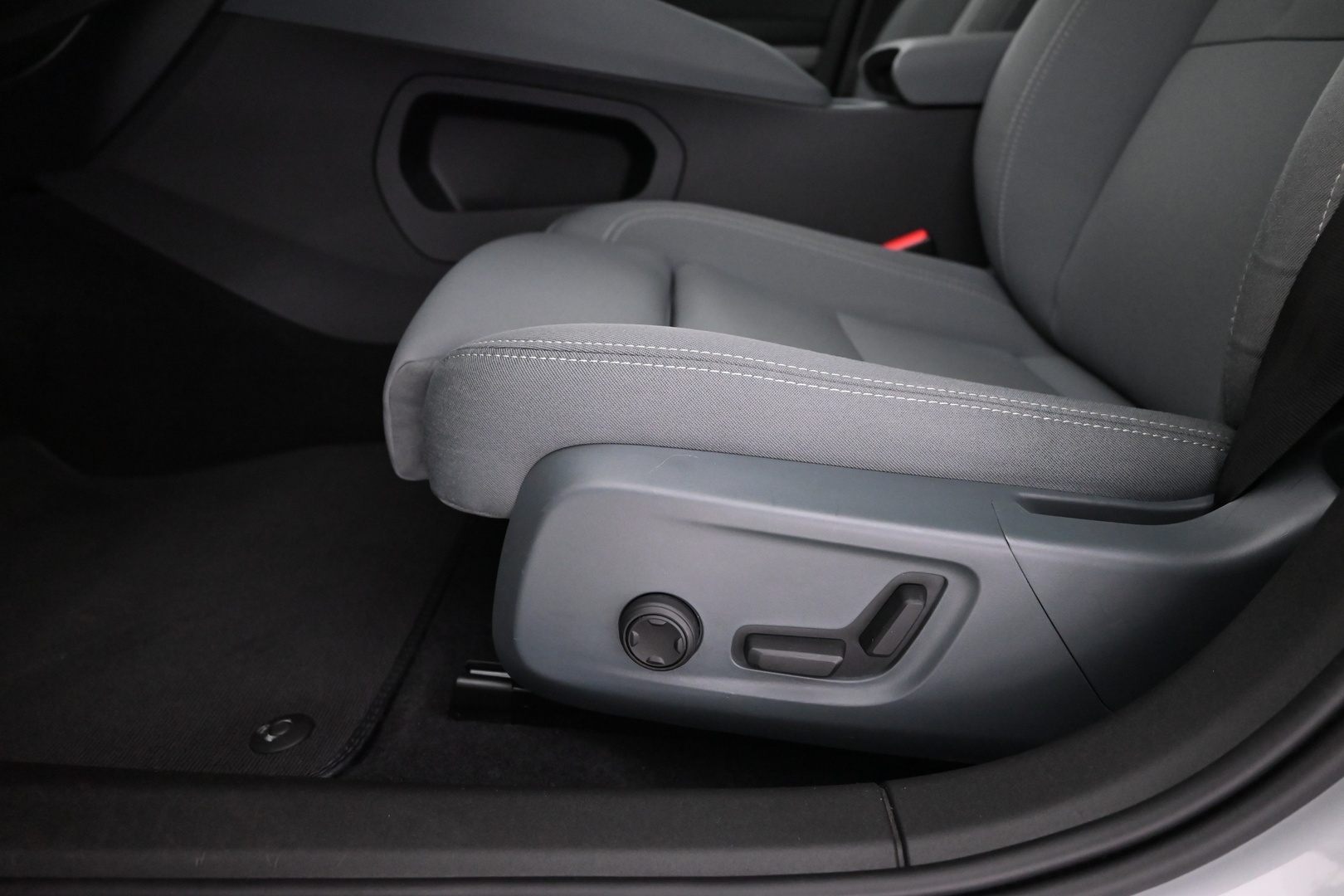 POLESTAR 2 2022