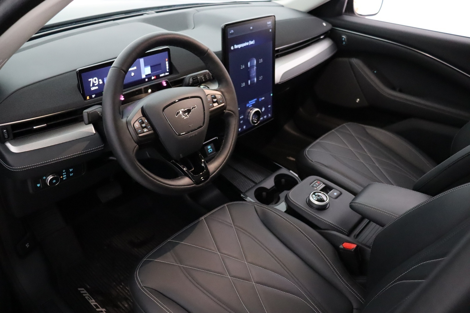 FORD Mustang Mach-E 2021