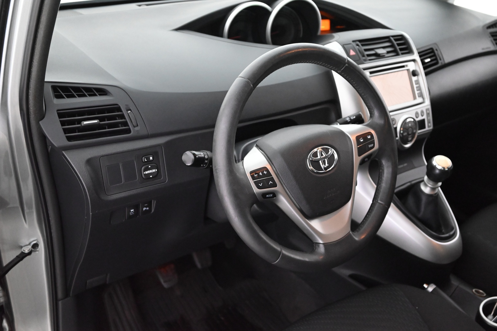 TOYOTA Verso 2012
