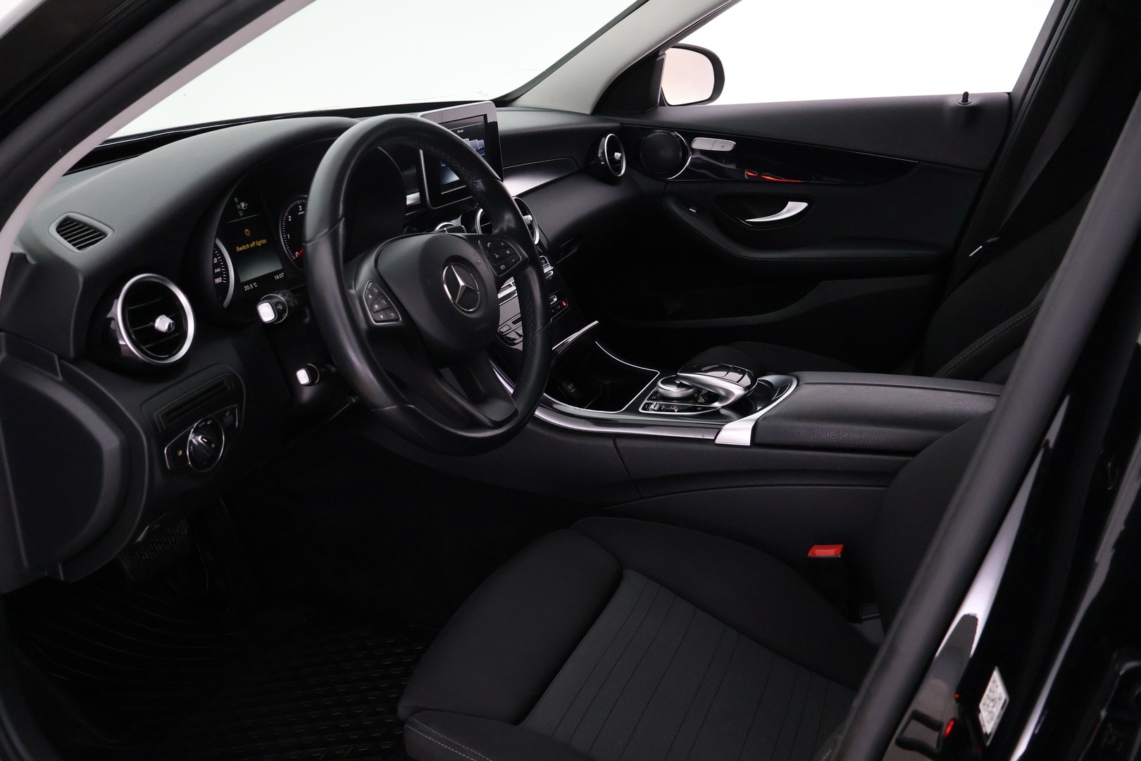 MERCEDES-BENZ C 2016